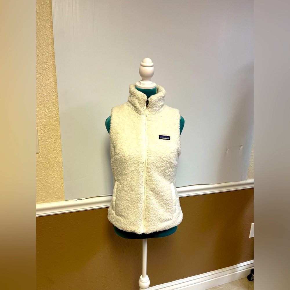 Patagonia Women’s Los Gatos Fleece Vest – Birch White – Size S